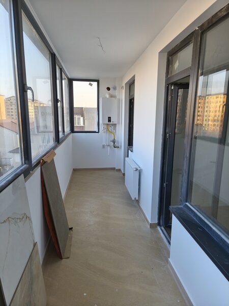 Ghencea, 2 camere decomandat, 3/8, bloc nou finisat, comision 0%.